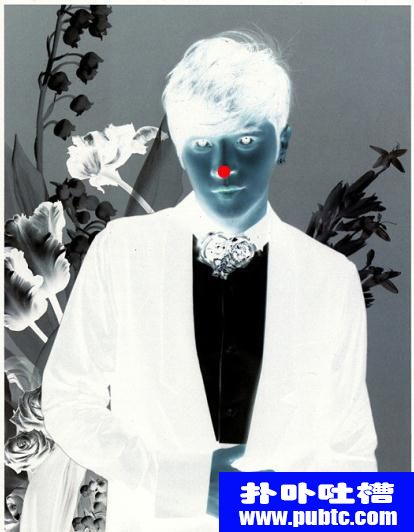 һֱź㿴30룬Ȼתǽһֱգ۾ͻ־֣һǲɫġ